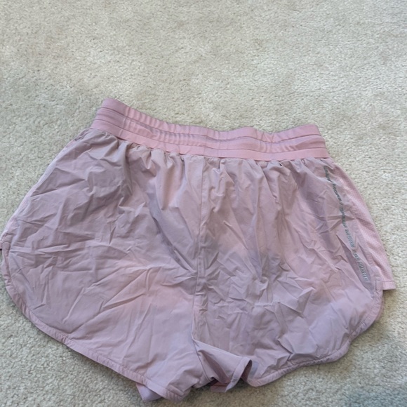 Alphalete Active Short - Small - Picture 2 of 5